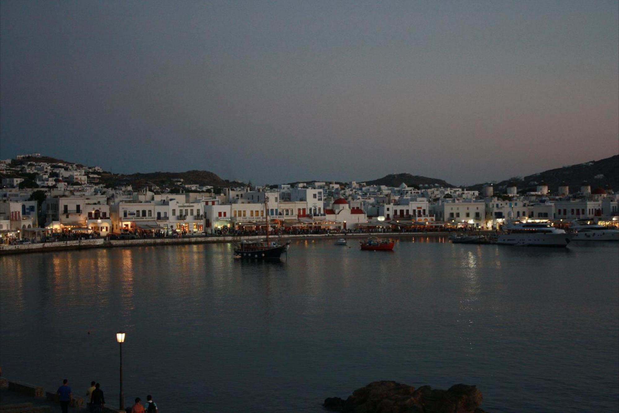 Starlight Luxury Mykonos Town